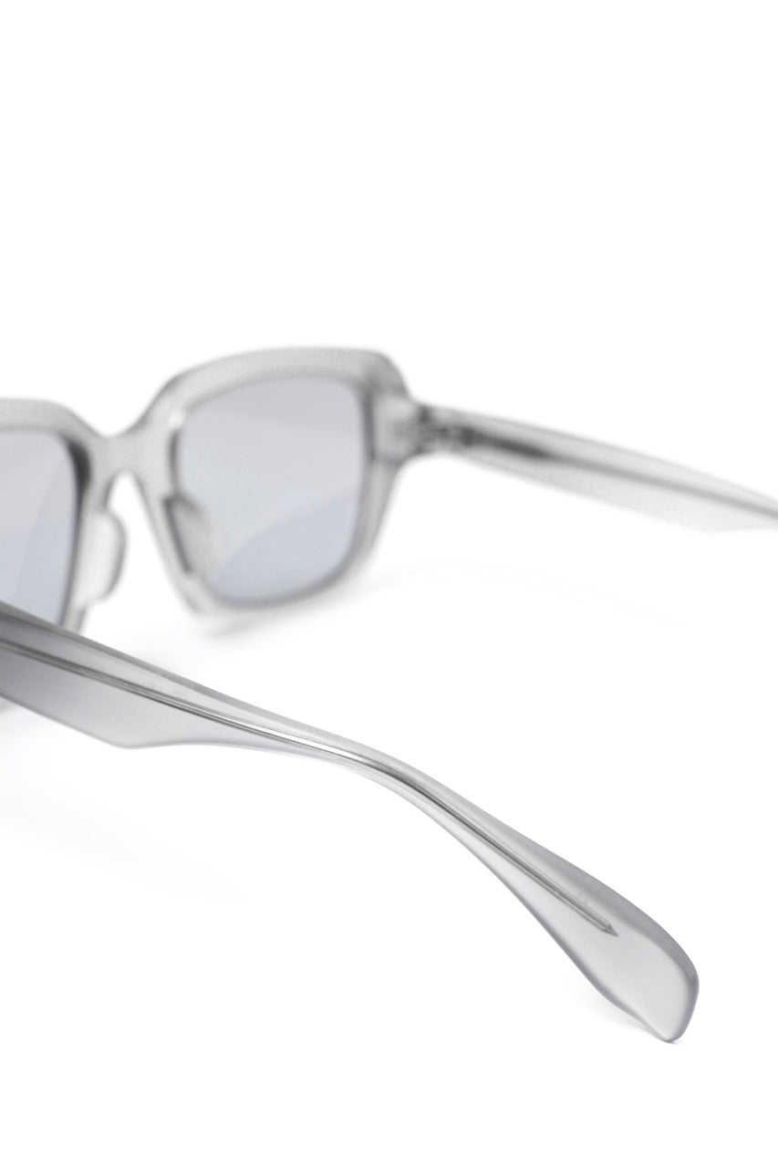 A.F ARTEFACT x FACTORY900 RETRO RF-130 SUNGLASS (CLEAR x GREY)