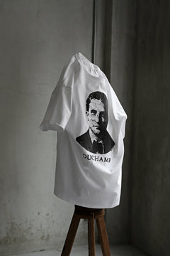 Load image into Gallery viewer, READYMADE DUCHAMP T-SHIRT (WHITE)