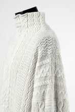 Load image into Gallery viewer, D-VEC WarmdArt® HIGH-NECKED FISHERMANS KNIT (SHELL WHITE)
