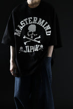 画像をギャラリービューアに読み込む, mastermind JAPAN LOGO DETAIL BOXYFIT T-SHIRT (BLACK)