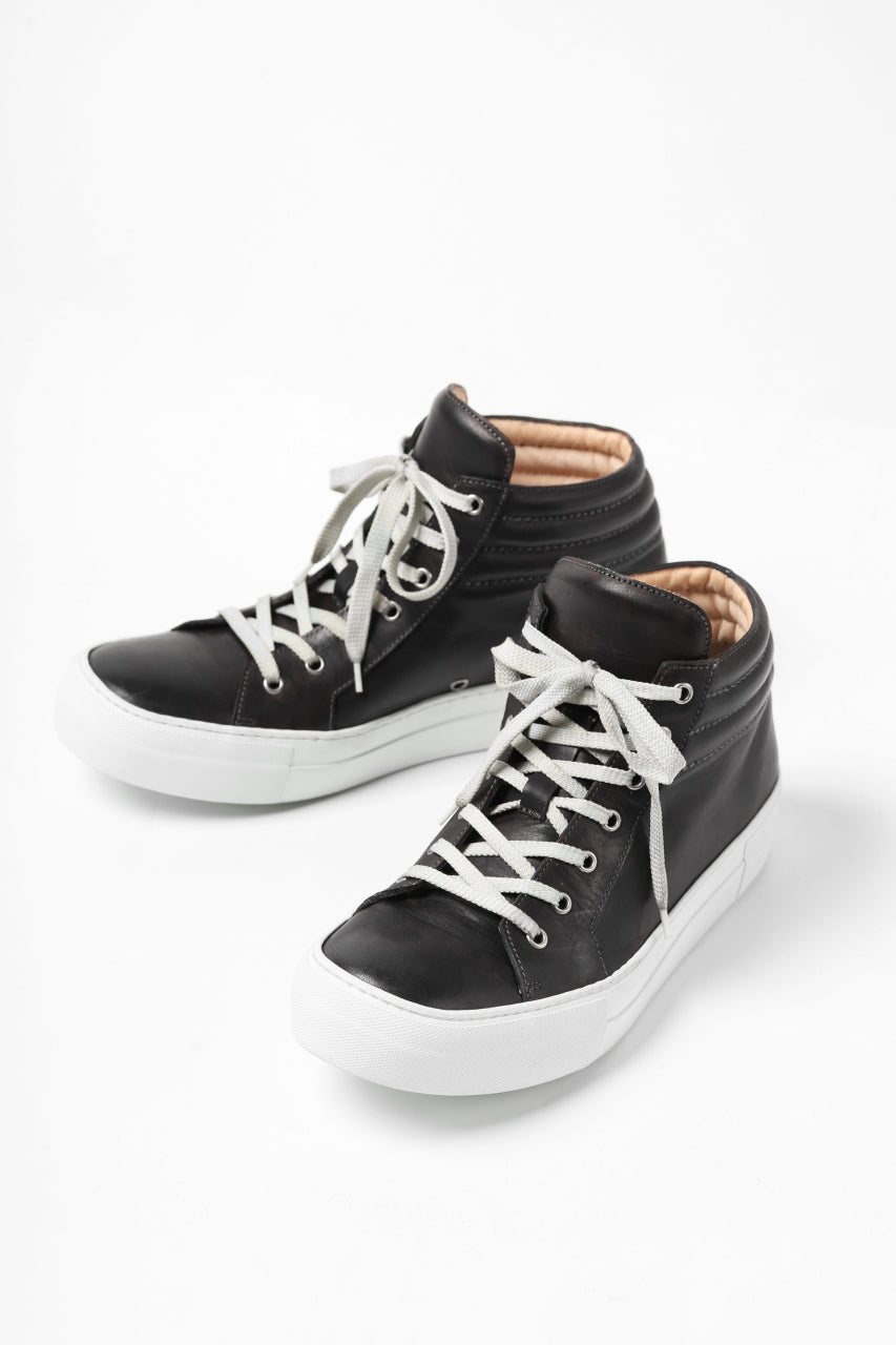 incarnation HIGH TOP SNEAKER / HORSE LEATHER HAND DYED (BLACK x WHITE)