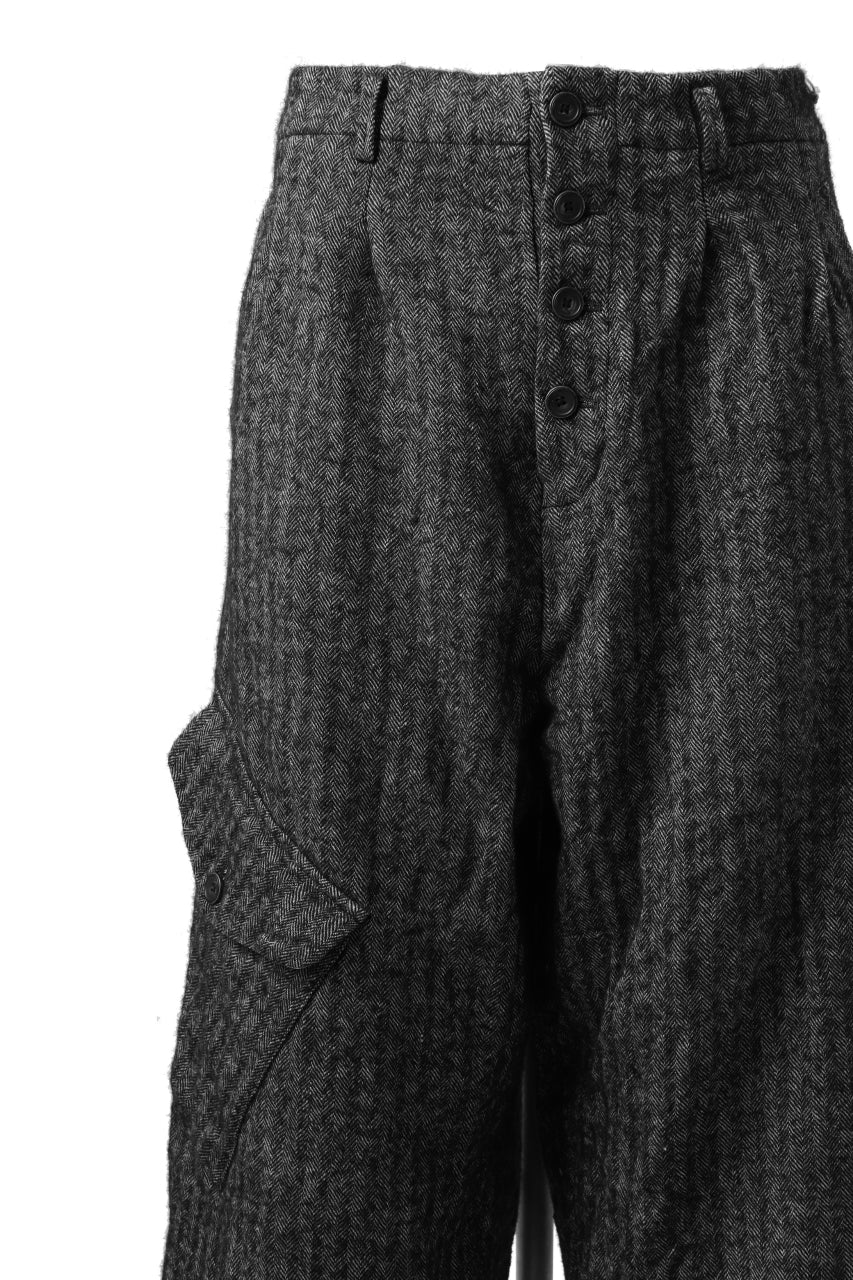 YUTA MATSUOKA buggy pants / wool linen herringbone (charcoal grey)