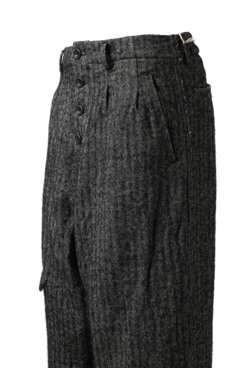 YUTA MATSUOKA buggy trousers / wool linen herringbone (charcoal grey)