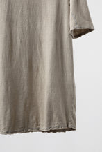 Load image into Gallery viewer, daub DYEING T-SHIRT SCAR STITCHED / CL-JERSEY (SAND)