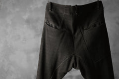 Load image into Gallery viewer, masnada SCAR STITCHED RAW EDGE SKINNY PANT / OBJECT DYED (LEGION)