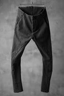 masnada SCAR STITCHED SLIM CURVE PANT / WASHED RESIN-COAT DENIM (WASHED BLACK)