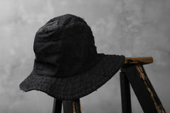 Load image into Gallery viewer, masnada SALVAGE BUCKET HAT /NEEDLED COTTON LINEN (BLACK)