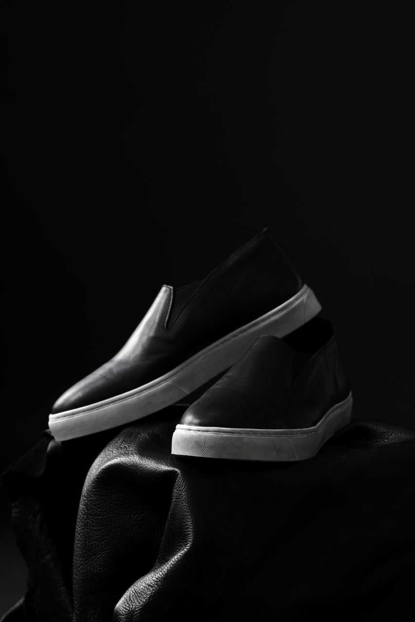 Portaille LOW SLIP SHOES / WAXED HORSE (BLACK x DUST WHITE)