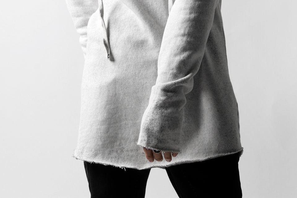 Load image into Gallery viewer, thomkrom PAINT DYED PULL OVER PARKA / OVER LOCKED (OFF WHITE)
