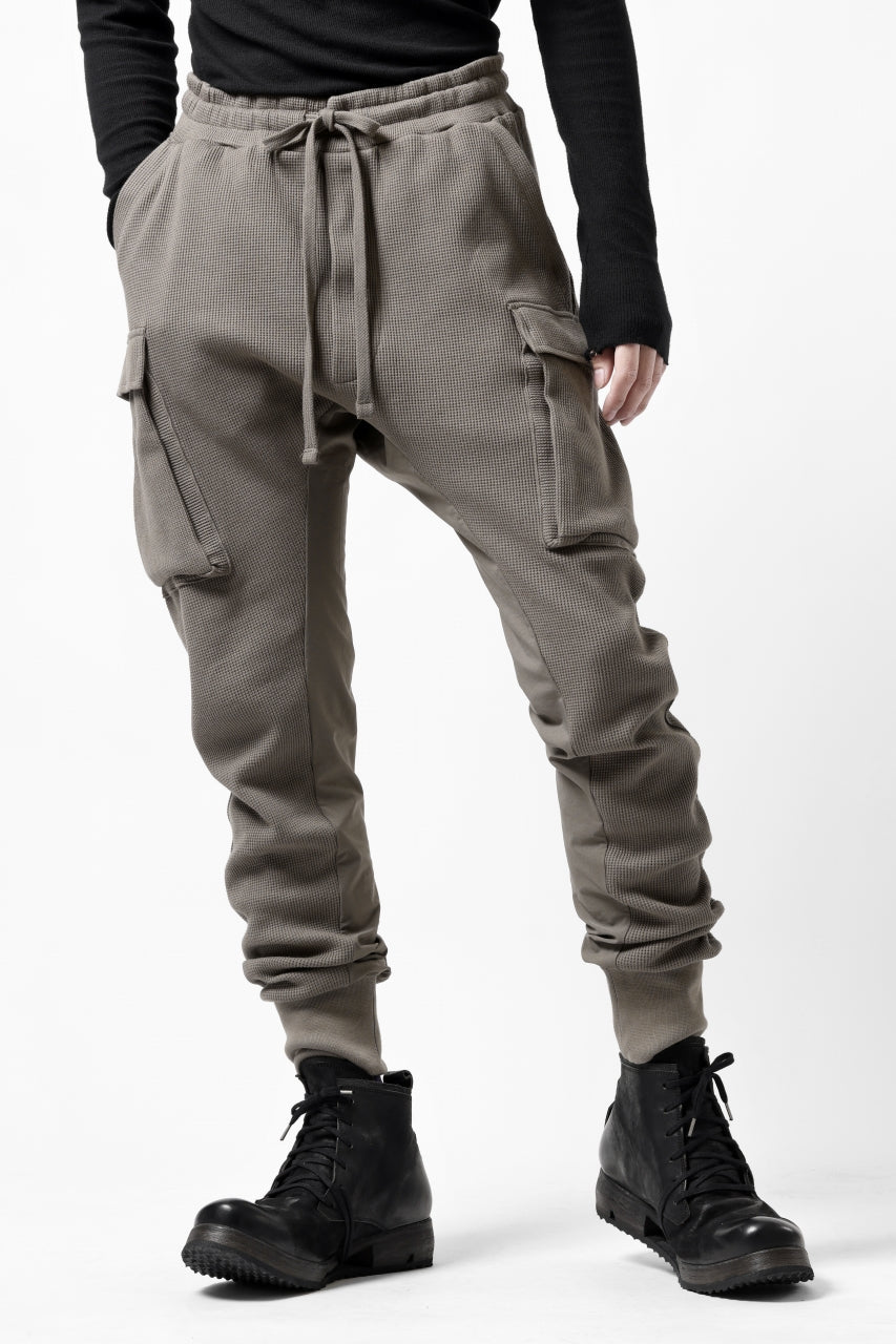 画像をギャラリービューアに読み込む, thom/krom WORKED EASY JOGGER PANTS / WAFFLE JERSEY (FOSSIL)