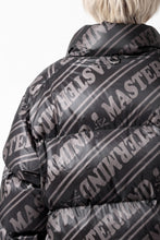 Load image into Gallery viewer, MASTERMIND WORLD x Rocky Mountain Featherbed STAND DOWN JACKET (BLACK)