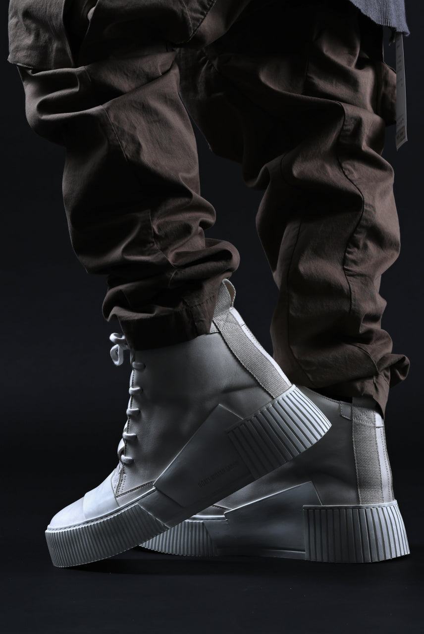 BORIS BIDJAN SABERI COW LEATHER MID CUT SNEAKER / WASHED & HAND TREATED "BAMBA1.1-SIN" (LIGHT GREY)