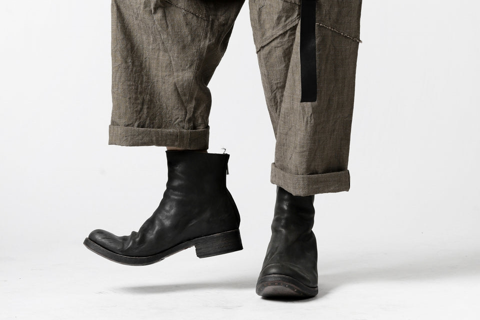 Load image into Gallery viewer, YUTA MATSUOKA cross switch cropped pants / spec dyed canvas (khaki)