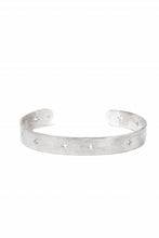 Load image into Gallery viewer, m.a+ cross punched silver bracelet / AB15/AG (SILVER)