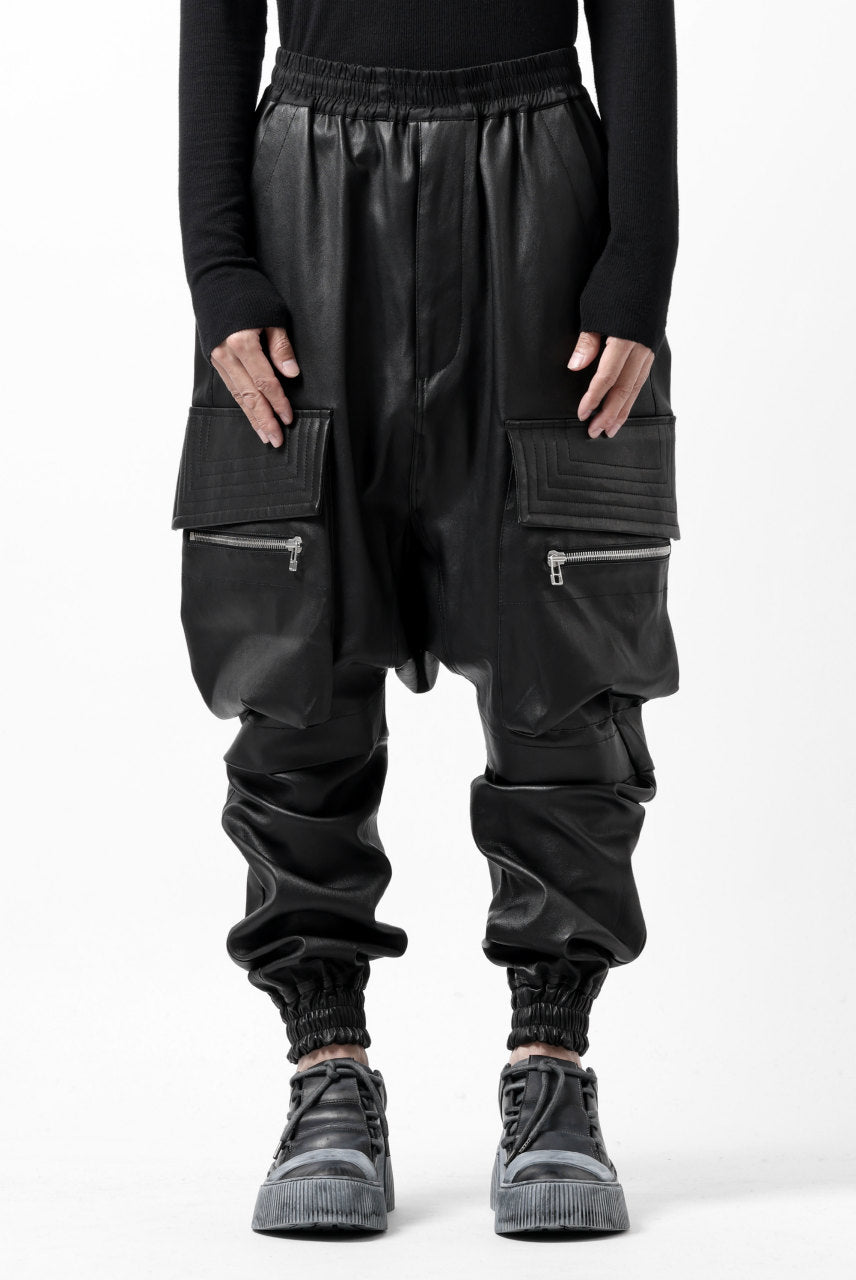 A.F ARTEFACT ZIPPER SARROUEL CARGO PANTS-