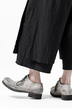 Load image into Gallery viewer, KLASICA VENT LAYERED FOLKLORE TROUSERS / HAND DYED COTTON-LINEN (BLACK)