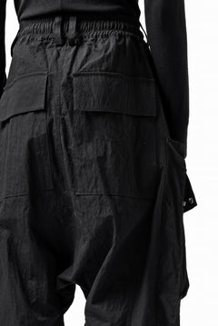 画像をギャラリービューアに読み込む, A.F ARTEFACT -BUSH- SARROUEL CARGO SHORTS (BLACK)