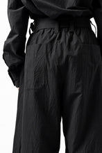 Load image into Gallery viewer, KLASICA VENT LAYERED FOLKLORE TROUSERS / HAND DYED COTTON-LINEN (BLACK)
