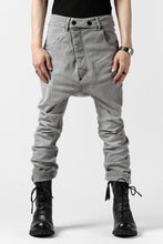 画像をギャラリービューアに読み込む, 11 BY BORIS BIDJAN SABERI LOW-DROPPED CROTCH BAGGY PANT &quot;P4C-F-1481&quot; (STRETCH DENIM / ICE GREY)