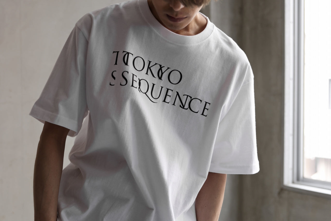 TOKYO SEQUENCE LOGO LOOPWHEEL TEE (WHITE)