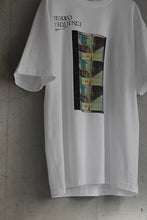Load image into Gallery viewer, TOKYO SEQUENCE SHORT SLEEVE TEE / PH4 (WHITE)