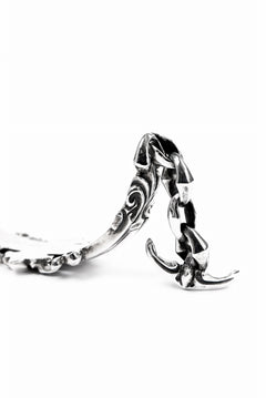 Load image into Gallery viewer, Loud Style Design - GET IN THE RING &quot;ARABESQUE&quot; SILVER BANGLE