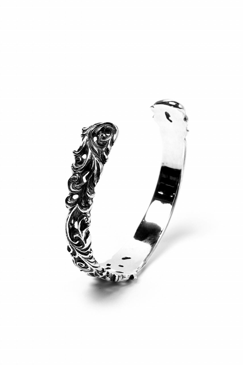 Load image into Gallery viewer, Loud Style Design - GET IN THE RING &quot;ARABESQUE&quot; SILVER BANGLE
