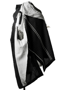Load image into Gallery viewer, forme d&#39;expression De Stijl Coat (Black)