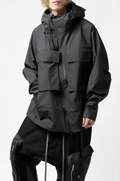 Load image into Gallery viewer, D-VEC x ALMOSTBLACK &quot;GORETEX PRODUCT 3L SHELL&quot; HOODIE JACKET (DARK GREY)