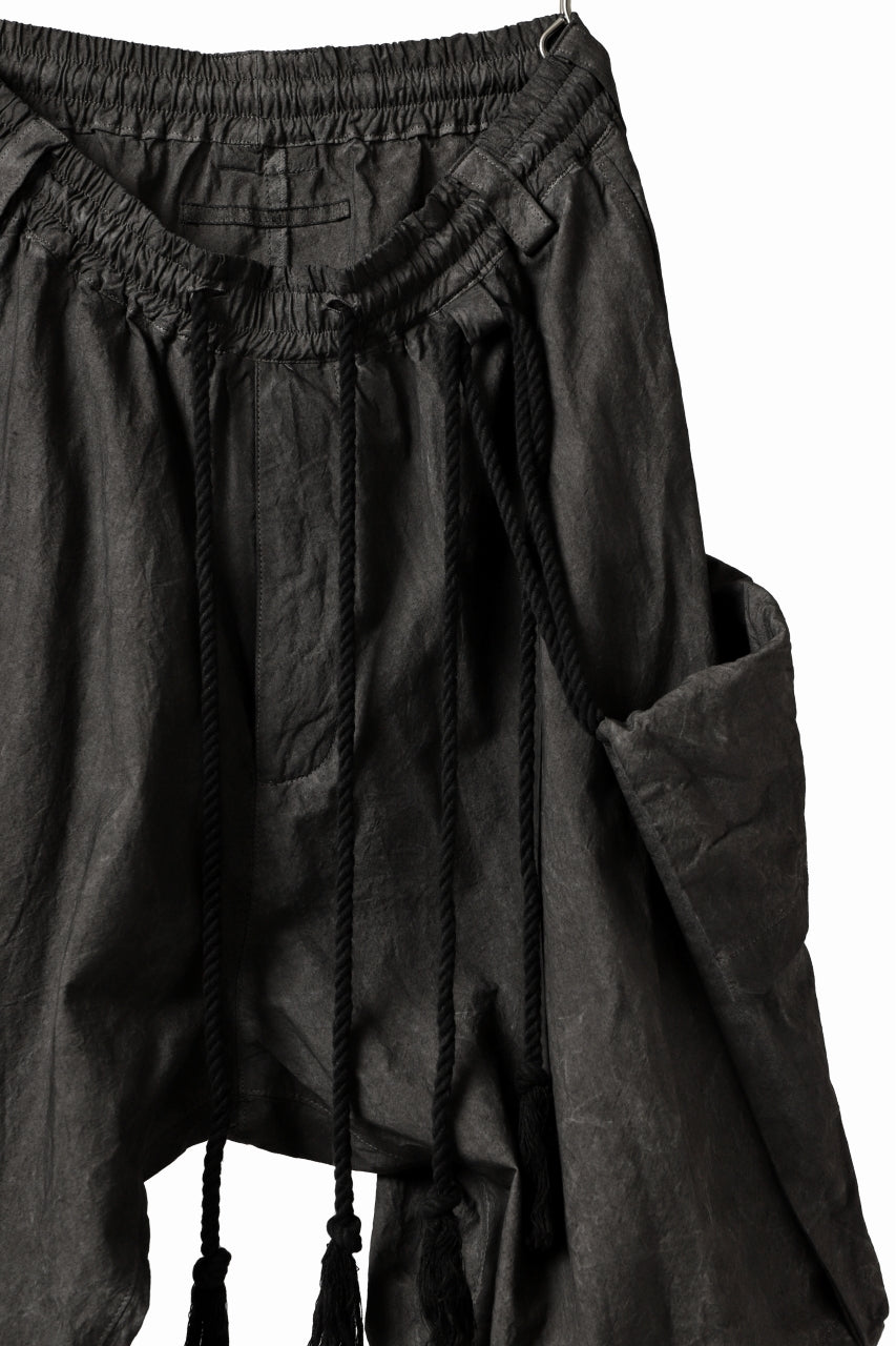 _vital drop crotch shorts with hanging pocket / (DEEP SUMI DYED