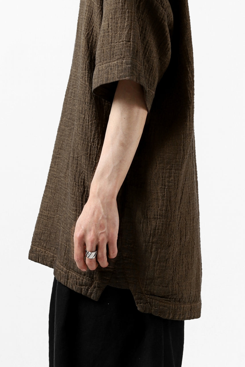 _vital exclusive collarless pullover shirt / persimmon dyed linen (BROWN A)