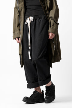 画像をギャラリービューアに読み込む, _vital easy straight trousers / cotton linen loose ox (BLACK)