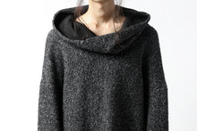 Load image into Gallery viewer, SOSNOVSKA CRAWLED OUT POCKET KNIT SWEATER (BLACK)