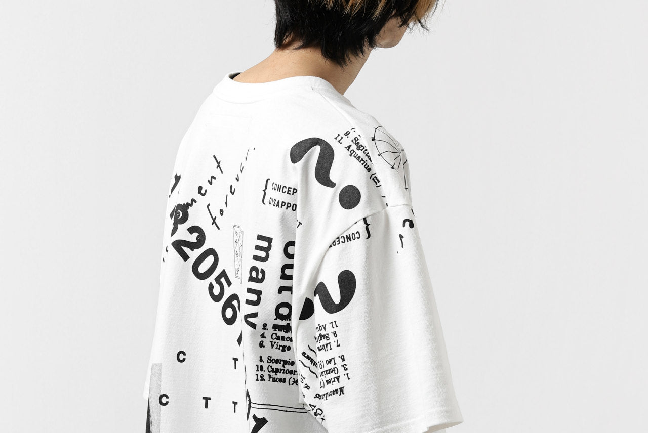 A.F ARTEFACT "TOTAL PATTERN PRINT" OVER SIZED TOPS (WHITE)
