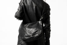 Load image into Gallery viewer, incarnation CALF LEATHER SNAT PACK / 10th. Anniversary ver. (BLACK)