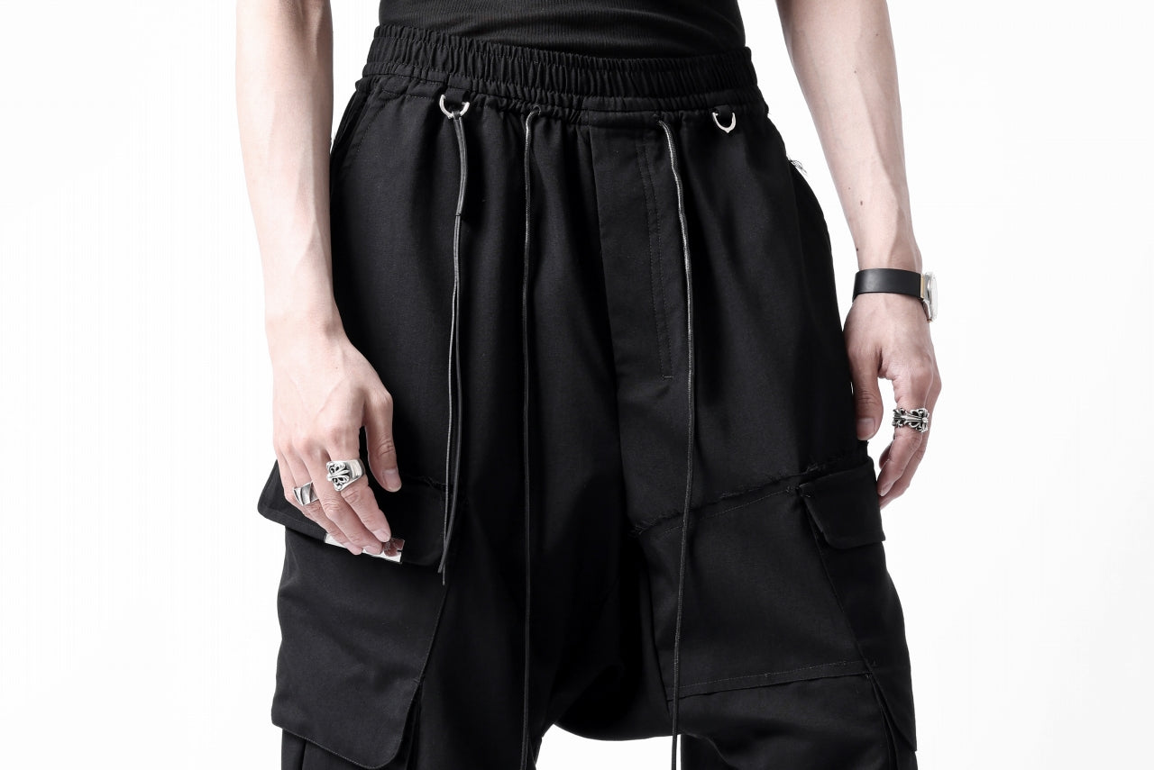 JOE CHIA x mastermind JAPAN CAYA DROP CROTCH PANTS (BLACK)
