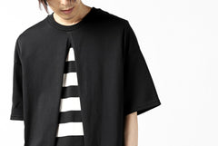 Load image into Gallery viewer, A.F ARTEFACT &quot;OVERLAP&quot; LAYERED LOOSEY TOPS (BLACK×IVORY)