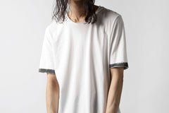 Load image into Gallery viewer, thomkrom BRUSH PAINT END T-SHIRT (OFF WHITE)