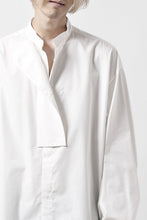 画像をギャラリービューアに読み込む, D-VEC WATER REPELLENT HIGH DENSITY BROAD NO COLLAR L/S SHIRT (WHITE)