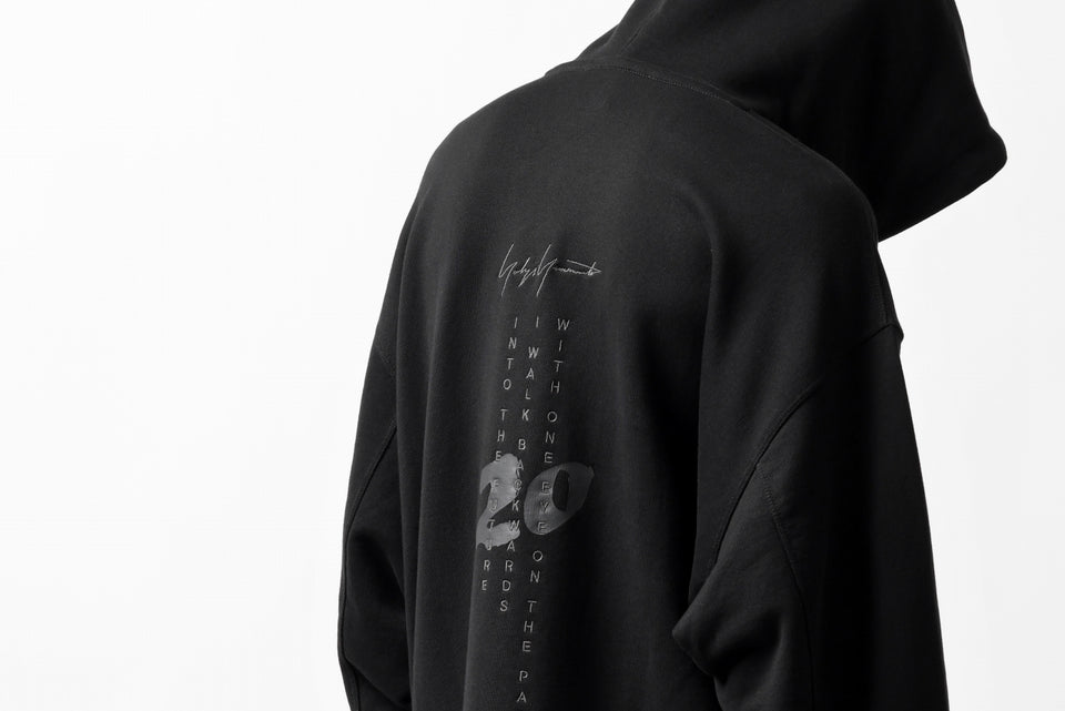 Load image into Gallery viewer, Y-3 Yohji Yamamoto UNISEX CHEST LOGO HOODIE PARKA / FRENCH TERRY (BLACK)