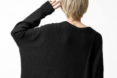 Load image into Gallery viewer, KLASICA PYKE LOOSE KNIT PULLOVER / LINEN ROVING 5G (BLACK)