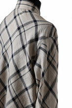 Load image into Gallery viewer, Y&#39;s BANG ON! No.144 BIAS CHECK LONG SHIRT (BEIGE)