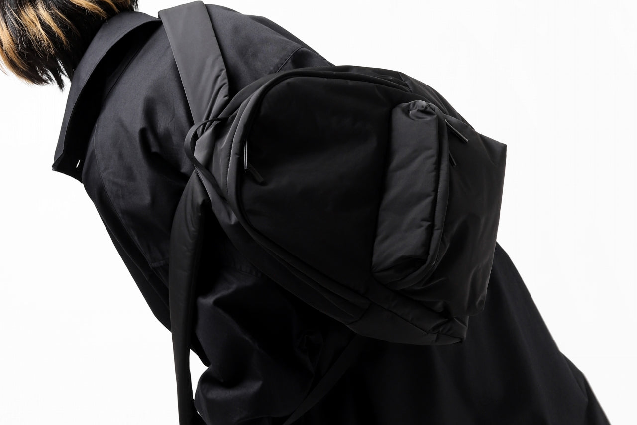 Y's PADDED BACK PACK / MEMORY WEATHER (BLACK)