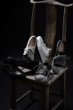 Load image into Gallery viewer, incarnation exclusive LOW CUT LACE UP SNEAKER / HORSE FULL GRAIN (PIECE DYED / 91N-RAB)