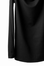 画像をギャラリービューアに読み込む, A.F ARTEFACT DRAPE HIGH NECK TOPS / THERMOLITE® CORE (BLACK)