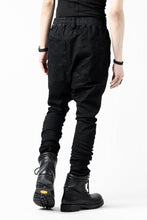 画像をギャラリービューアに読み込む, A.F ARTEFACT &quot;thin-drop&quot; DENIM SARROUEL SKINNY (BLACK)