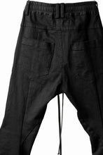 画像をギャラリービューアに読み込む, A.F ARTEFACT -thin-3D- WASHER DENIM ANATOMICAL PANTS (BLACK)