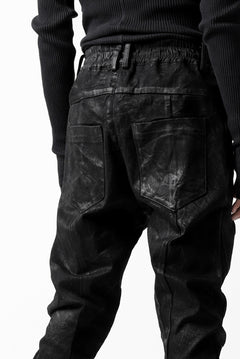Load image into Gallery viewer, A.F ARTEFACT ANATOMICAL FITTED LONG PANTS / COATED STRETCH DENIM (BLACK)