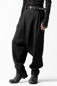 画像をギャラリービューアに読み込む, A.F ARTEFACT LOW CLOTCH WIDE TAPERED PANTS / SMOOTH KERSEY (BLACK)