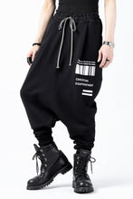 Load image into Gallery viewer, A.F ARTEFACT &quot;JOCKEY&quot; SWEATER SARROUEL PANTS (BLACK)
